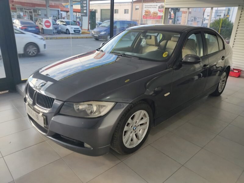 BMW Serie 3 318d BERLINA E90L