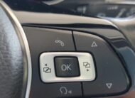VOLKSWAGEN Passat 1.6 TDI 120cv Premier 5p.