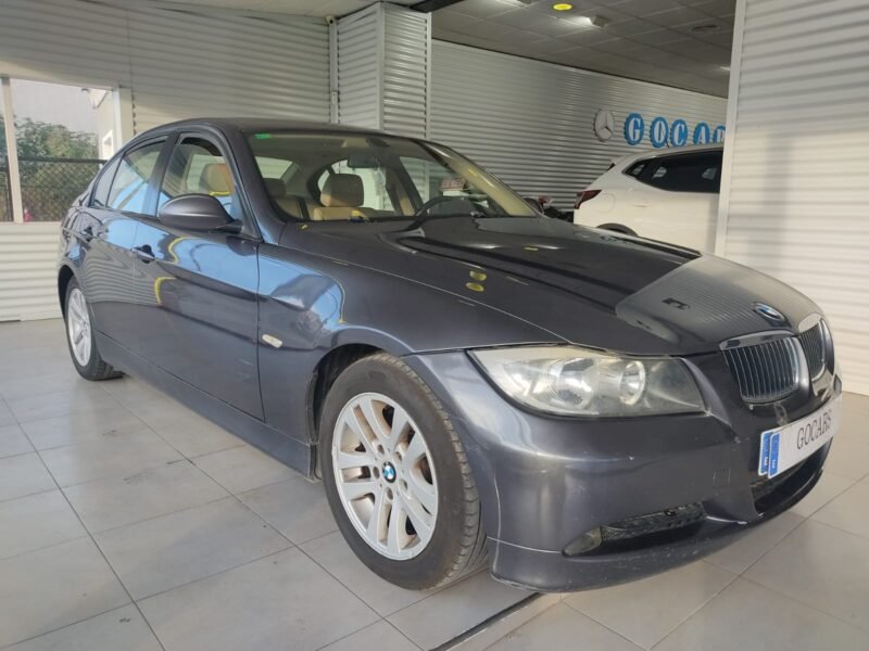 BMW Serie 3 318d BERLINA E90L