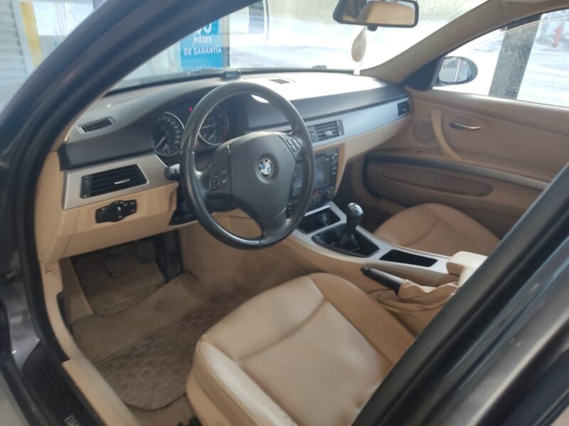 BMW Serie 3 318d BERLINA E90L