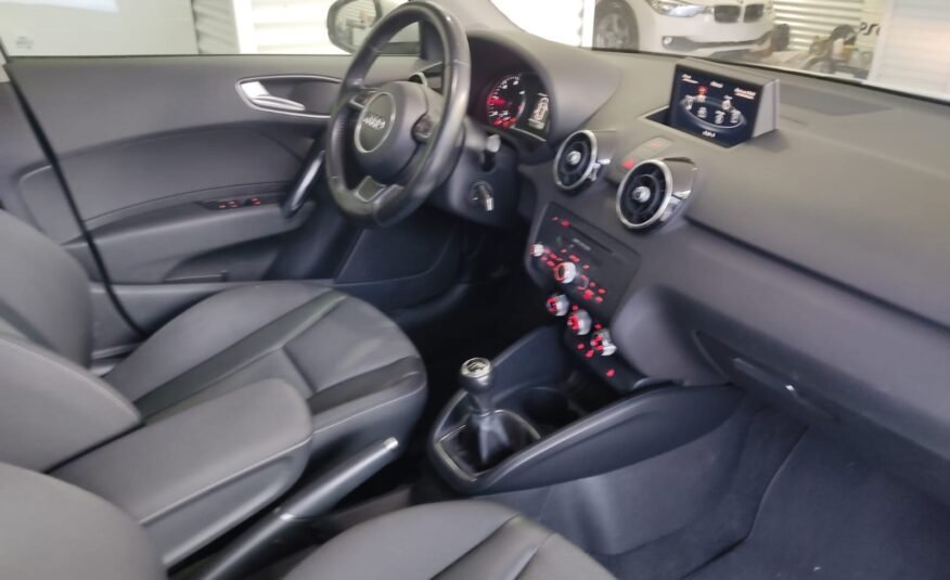 AUDI A1 Sportback 1.6 TDI 90cv Ambition 5p.