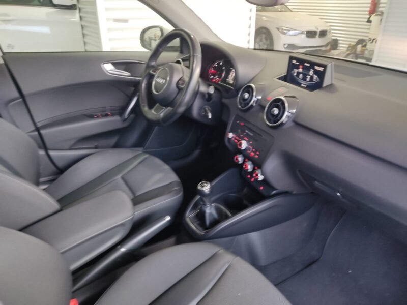 AUDI A1 Sportback 1.6 TDI 90cv Ambition 5p.