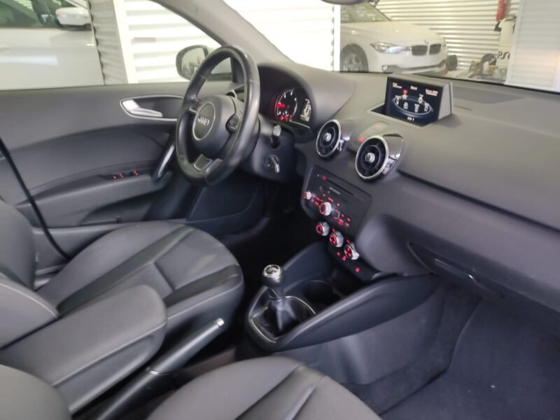 AUDI A1 Sportback 1.6 TDI 90cv Ambition 5p.