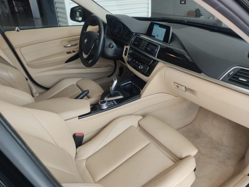 BMW Serie 3 320dA