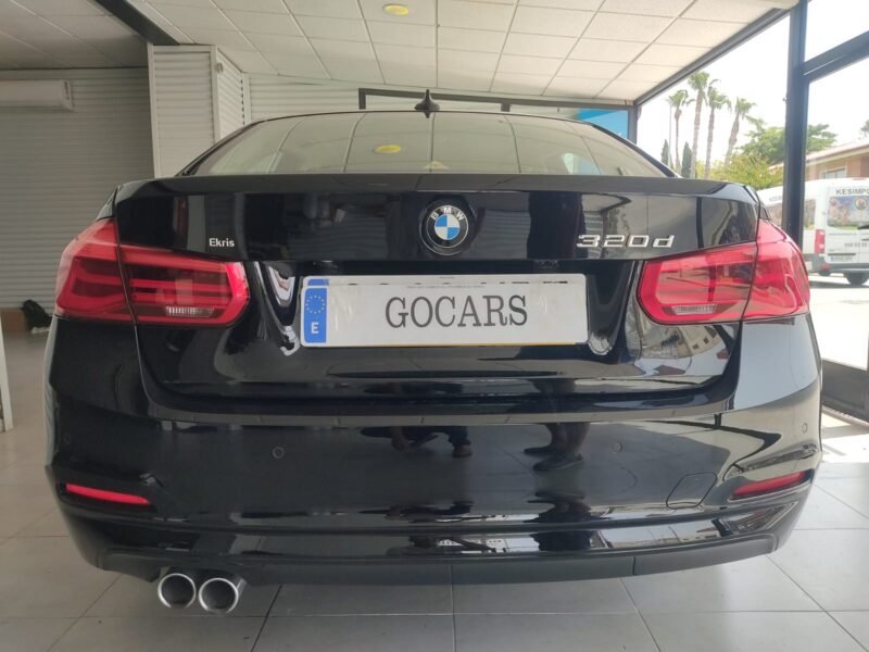 BMW Serie 3 320dA