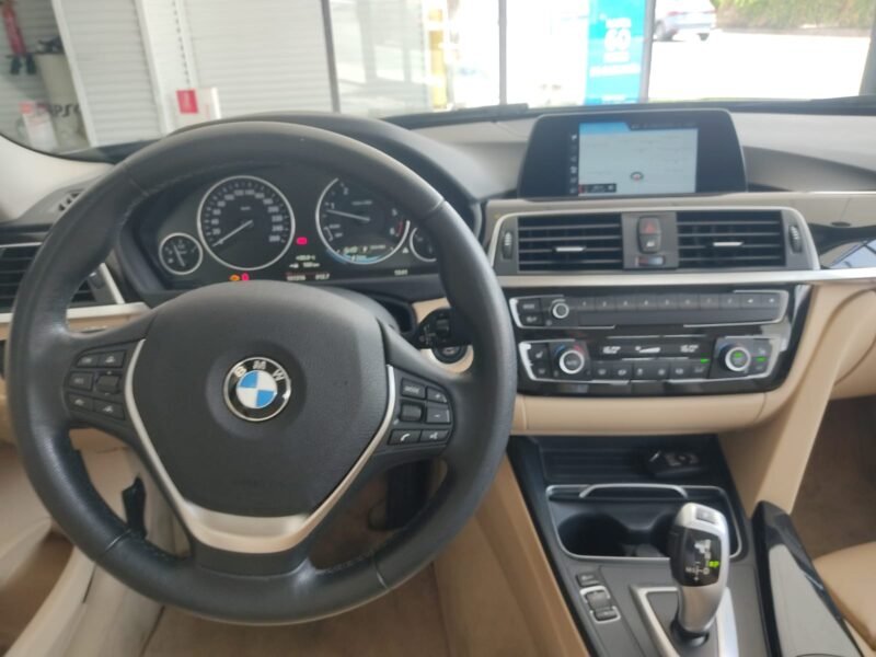 BMW Serie 3 320dA
