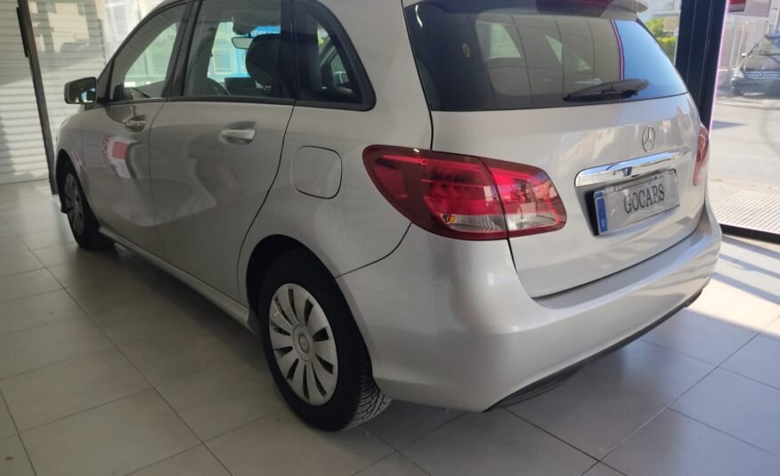 MERCEDES-BENZ CLASE B 180 d 5p.