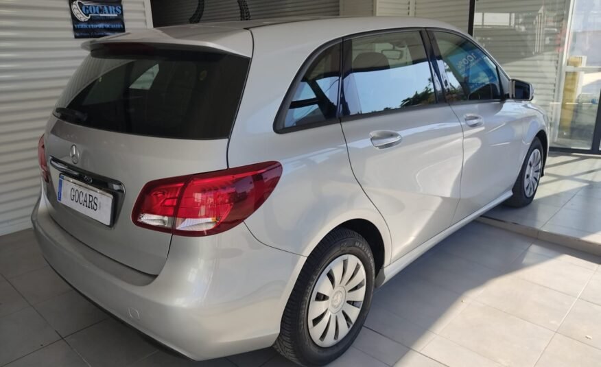 MERCEDES-BENZ CLASE B 180 d 5p.