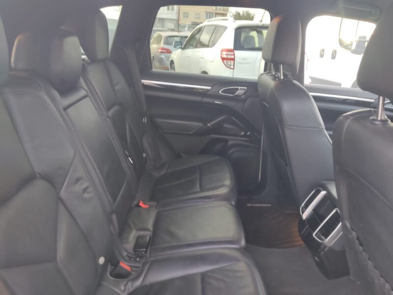 PORSCHE Cayenne CAYENNE DIESEL M