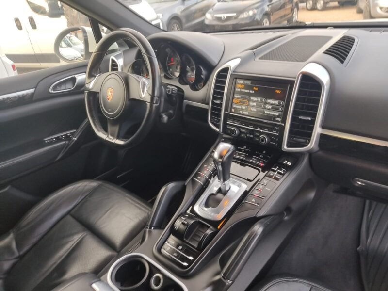 PORSCHE Cayenne CAYENNE DIESEL M
