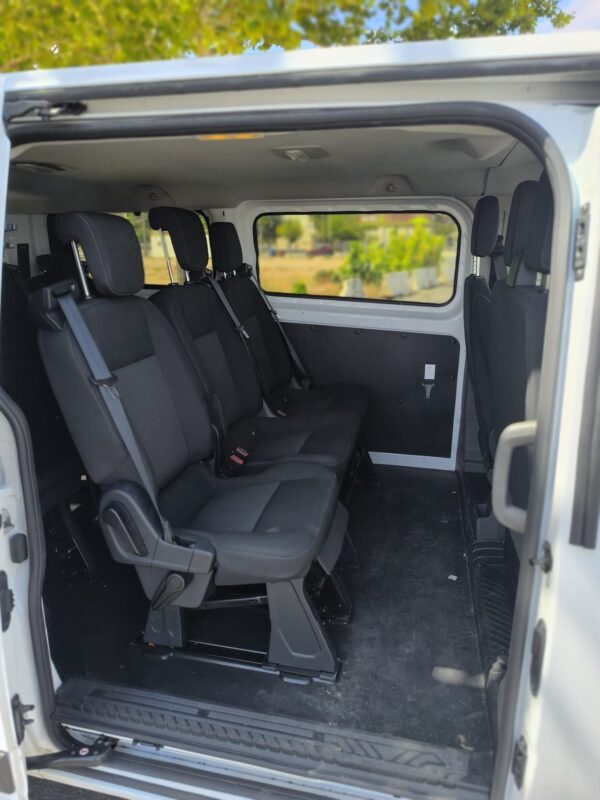 FORD TRANSIT CUSTOM 9 PLAZAS DIESEL HIBRIDO